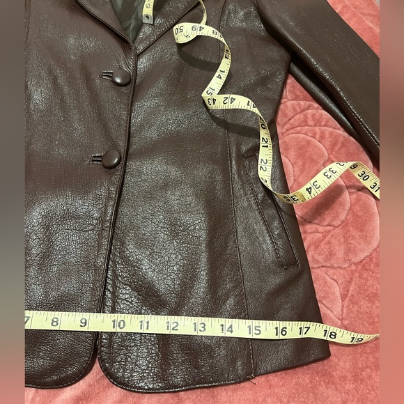 Genuine Leather Jacket in perfect condition ! - Picture 2 of 13